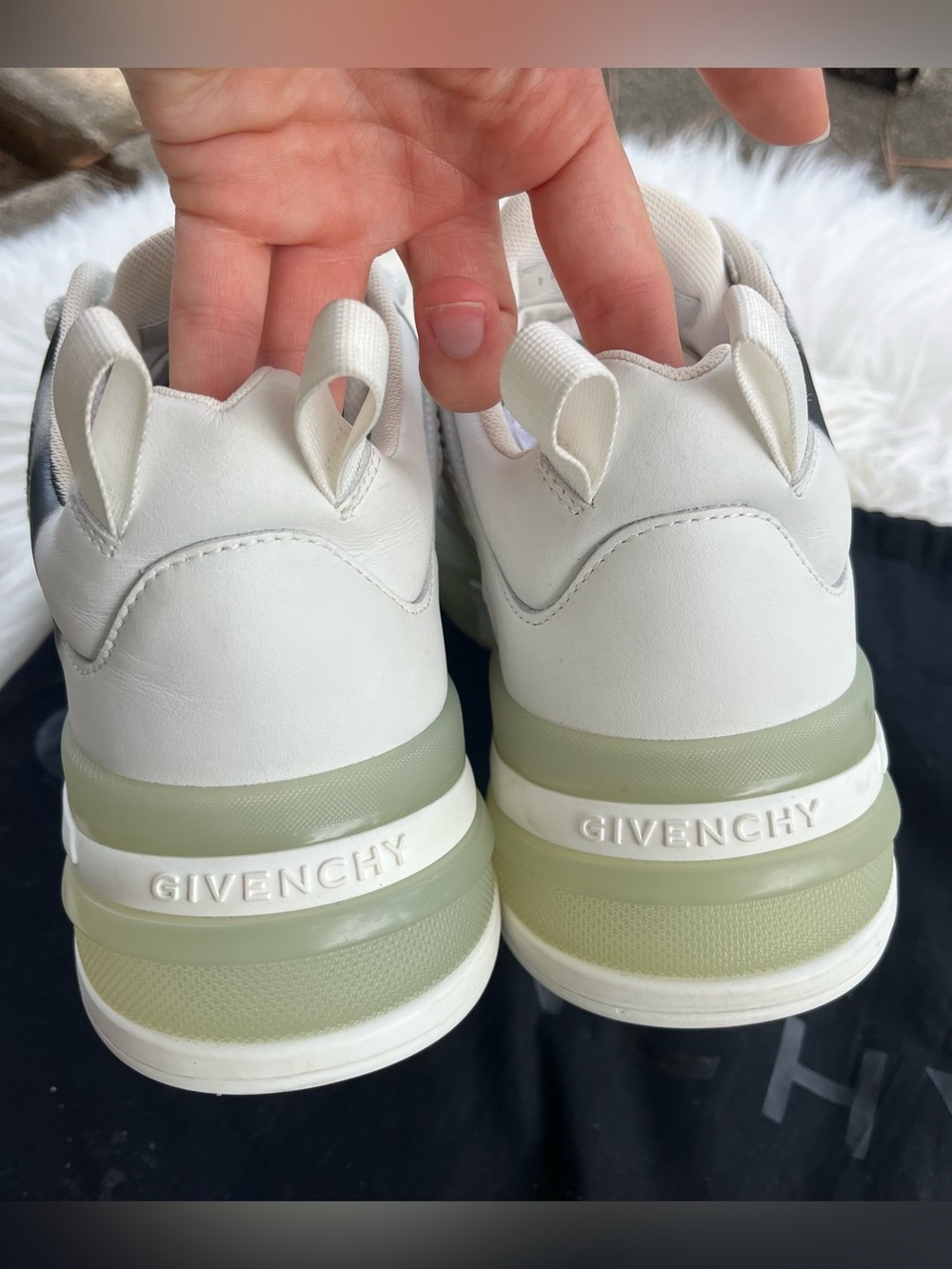 Givenchy x Chito GIV 1 Runner Sneakers SZ 9 US - Picture 6 of 12